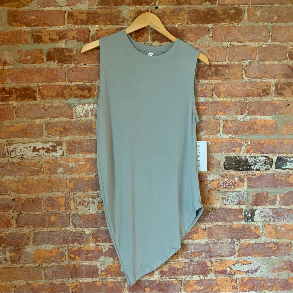 Athleta Cloudlight Restore Tank- SO SOFT!